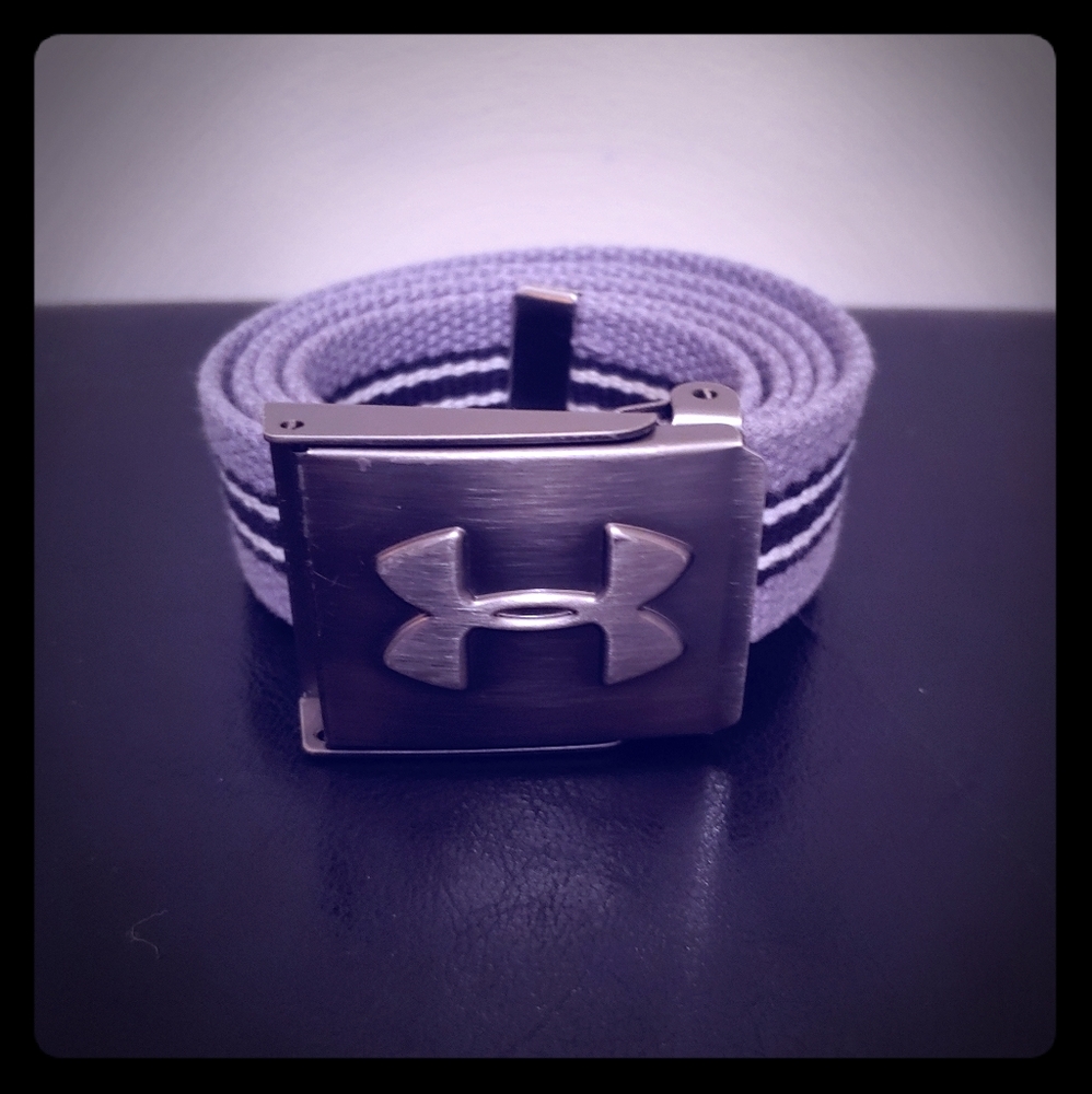 Under Armour webbed belt